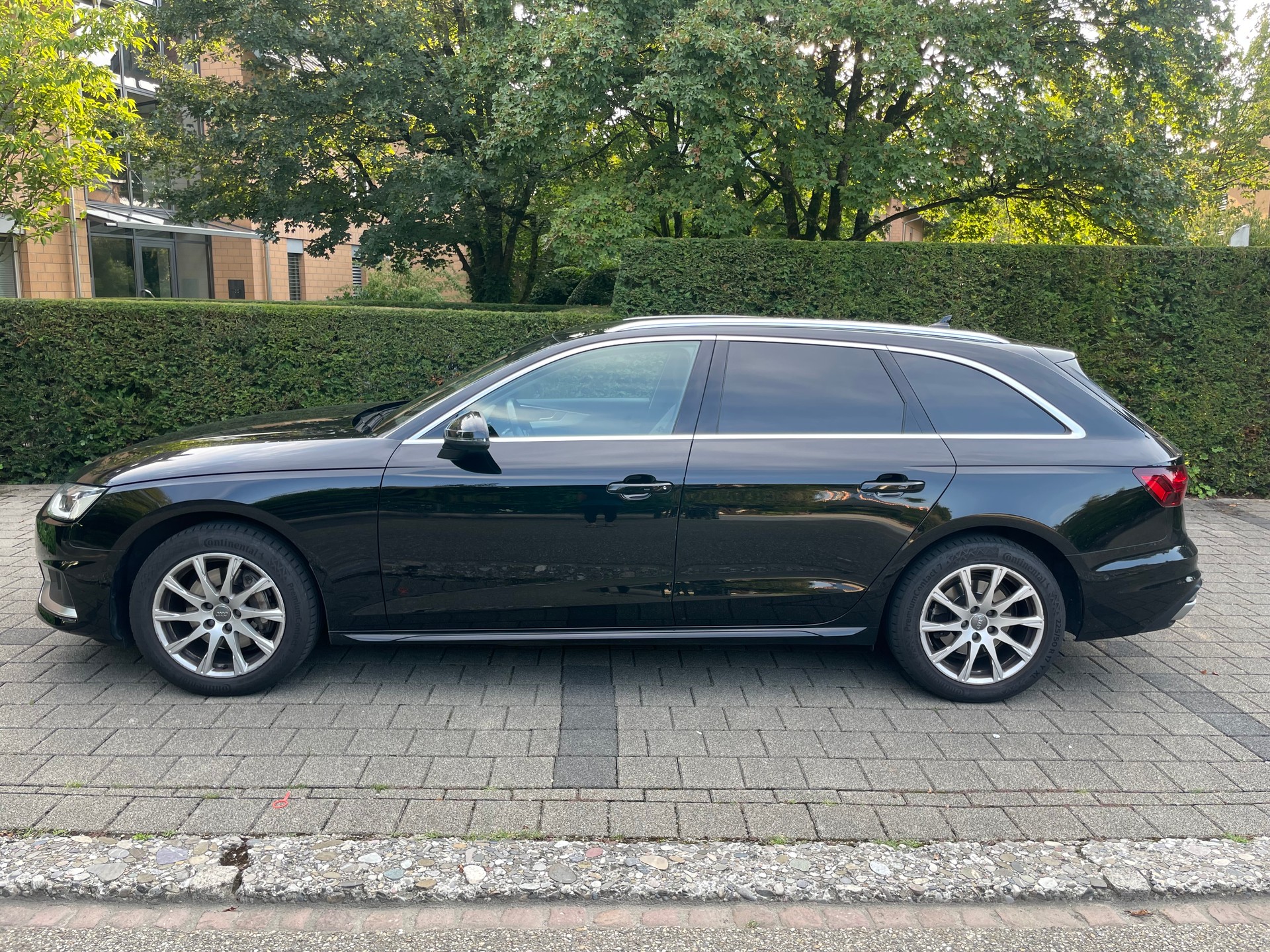 AUDI A4 Avant 40 TDI advanced Attraction quattro S-tronic-image-1