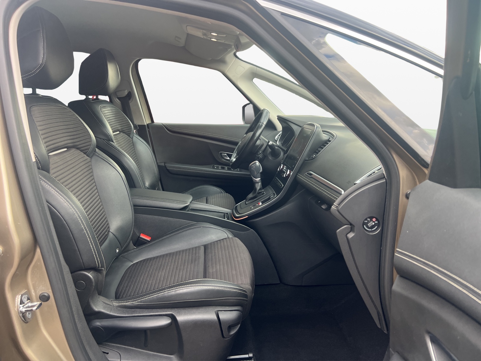RENAULT Grand Scénic 1.3 16V Turbo Intens Pack Advantage EDC-image-14