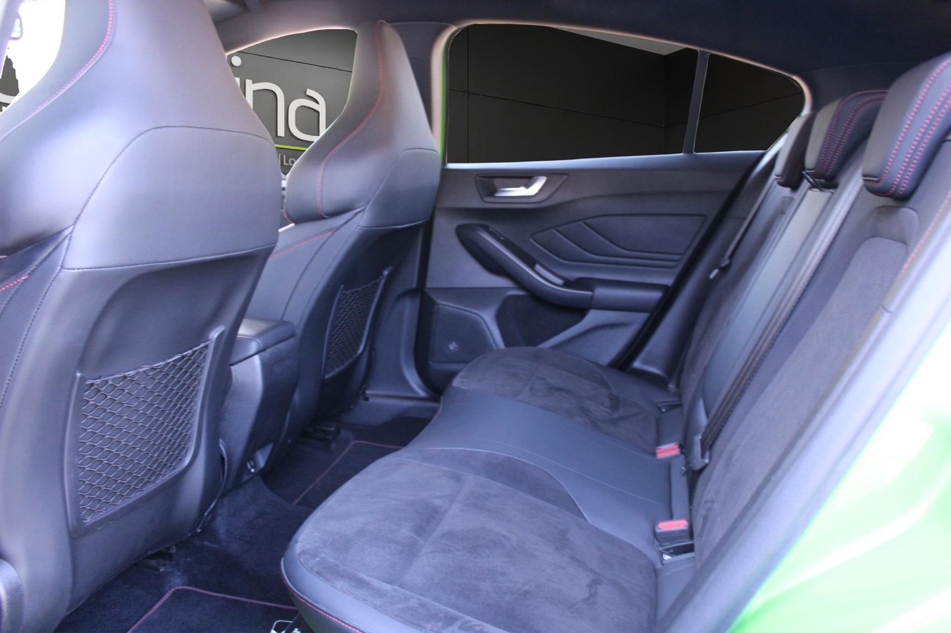 FORD Focus 2.3 EcoB ST X-image-9