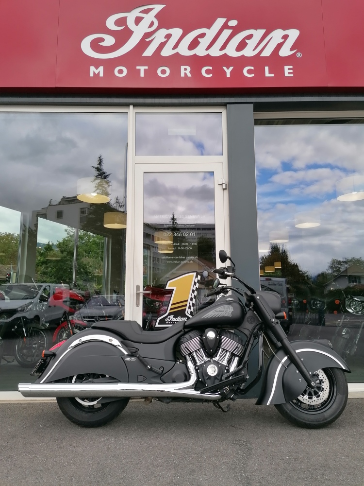 INDIAN Chief Dark Horse 111-showroom-element-2