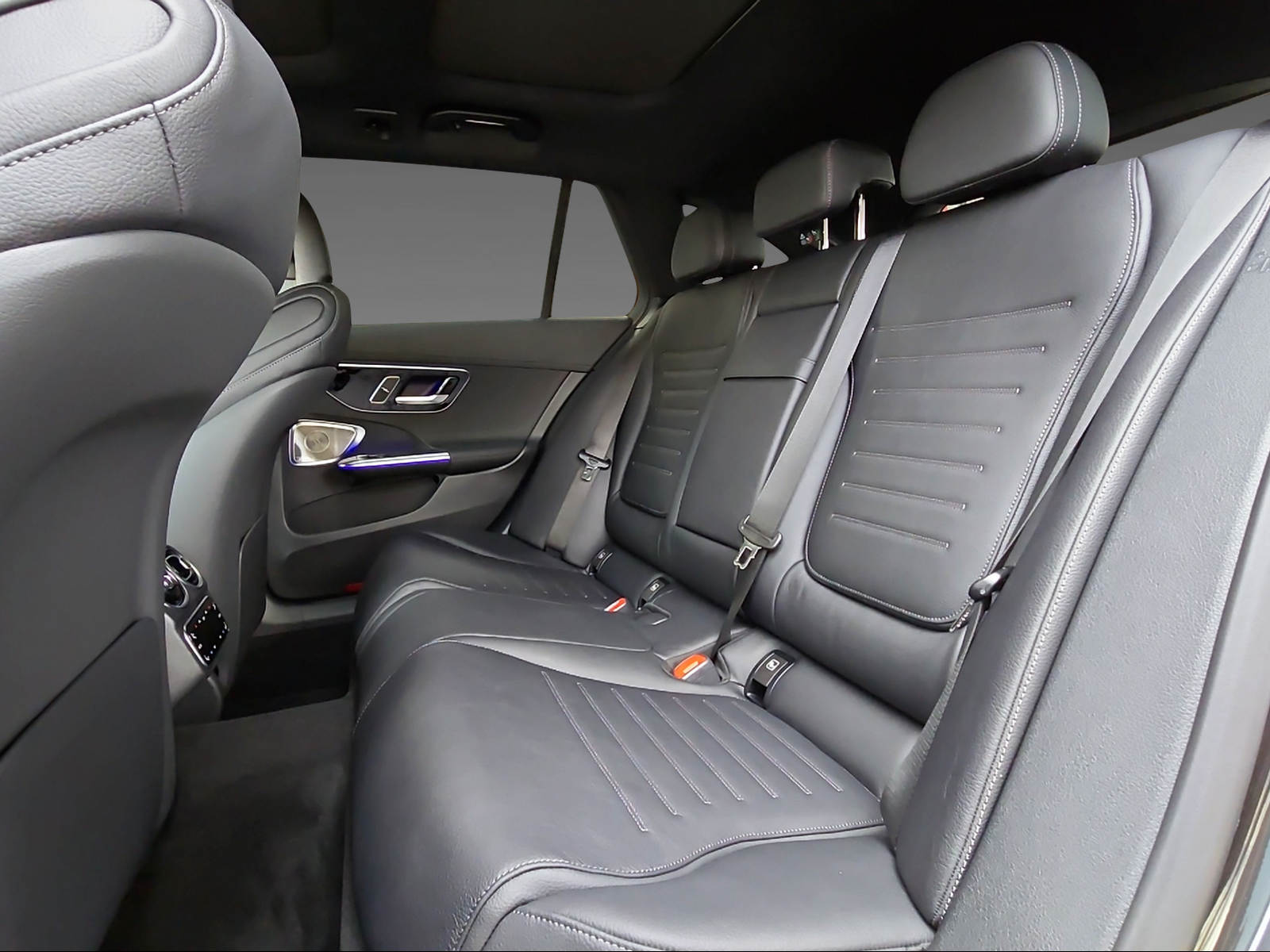MERCEDES-BENZ C 220 d 4Matic Swiss Star T-Modell-image-10
