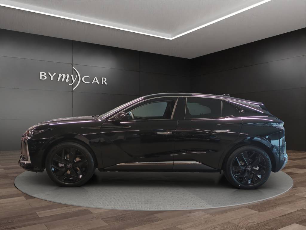 DS AUTOMOBILES DS 4 1.2 MHEV Ligne Noire-image-2
