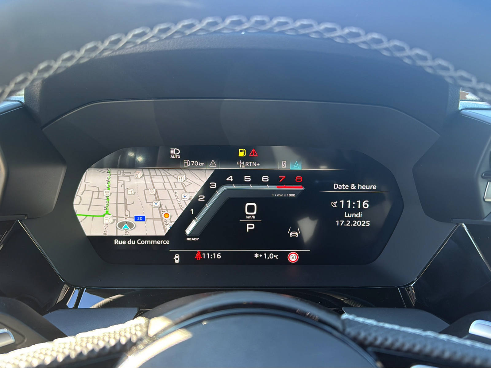 AUDI A3 Sportback TFSI 110 kW S line Attraction S tronic-image-8