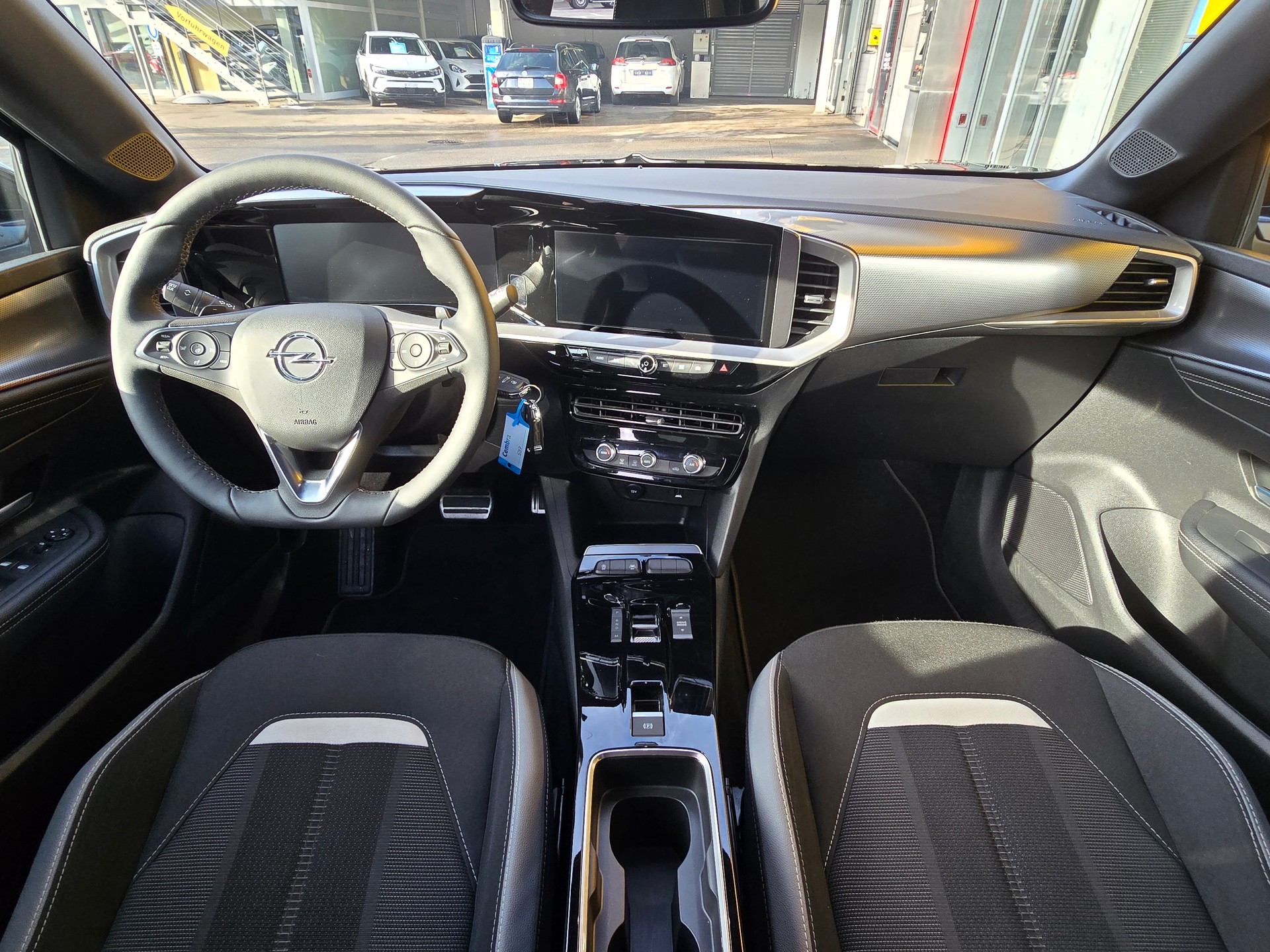 OPEL Mokka 1.2Turbo GS Automat-image-3