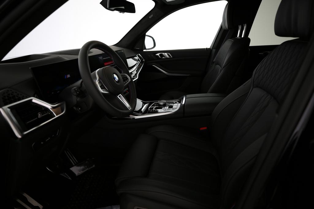 BMW X7 M60i-image-3