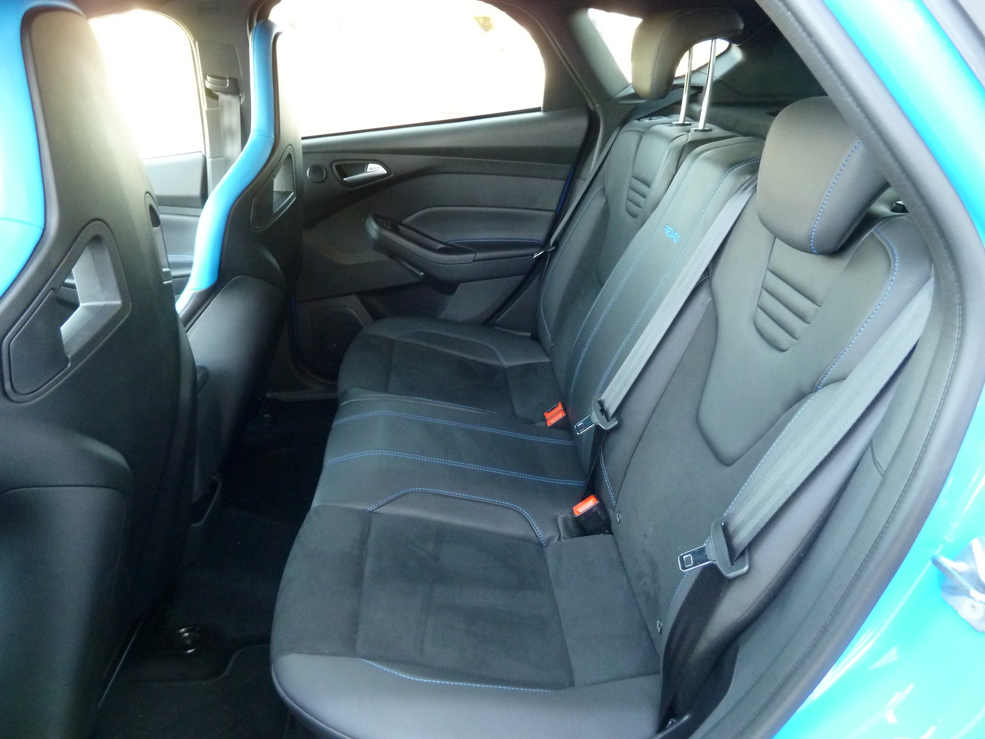 FORD Focus 2.3 EcoBoost RS+ AWD-image-14