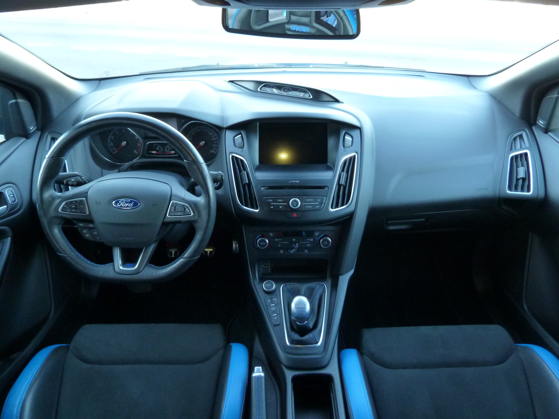 FORD Focus 2.3 EcoBoost RS+ AWD-image-9