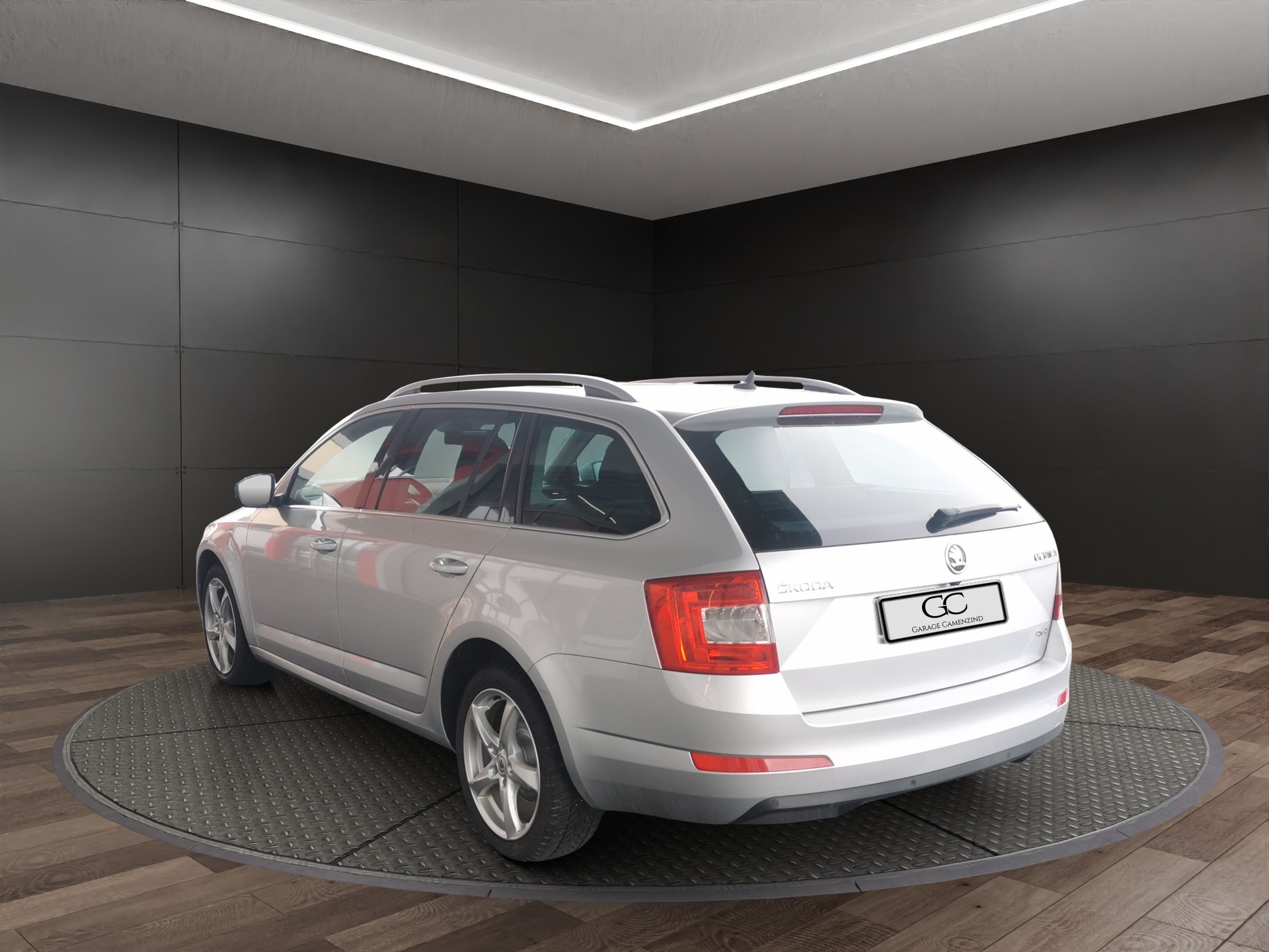 SKODA Octavia Combi 2.0 TDI Style 4x4 DSG-image-6