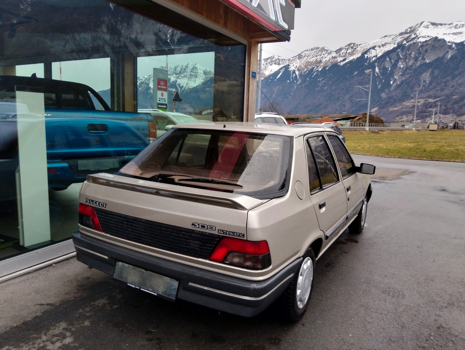 PEUGEOT 309 1.6 Flair-image-11