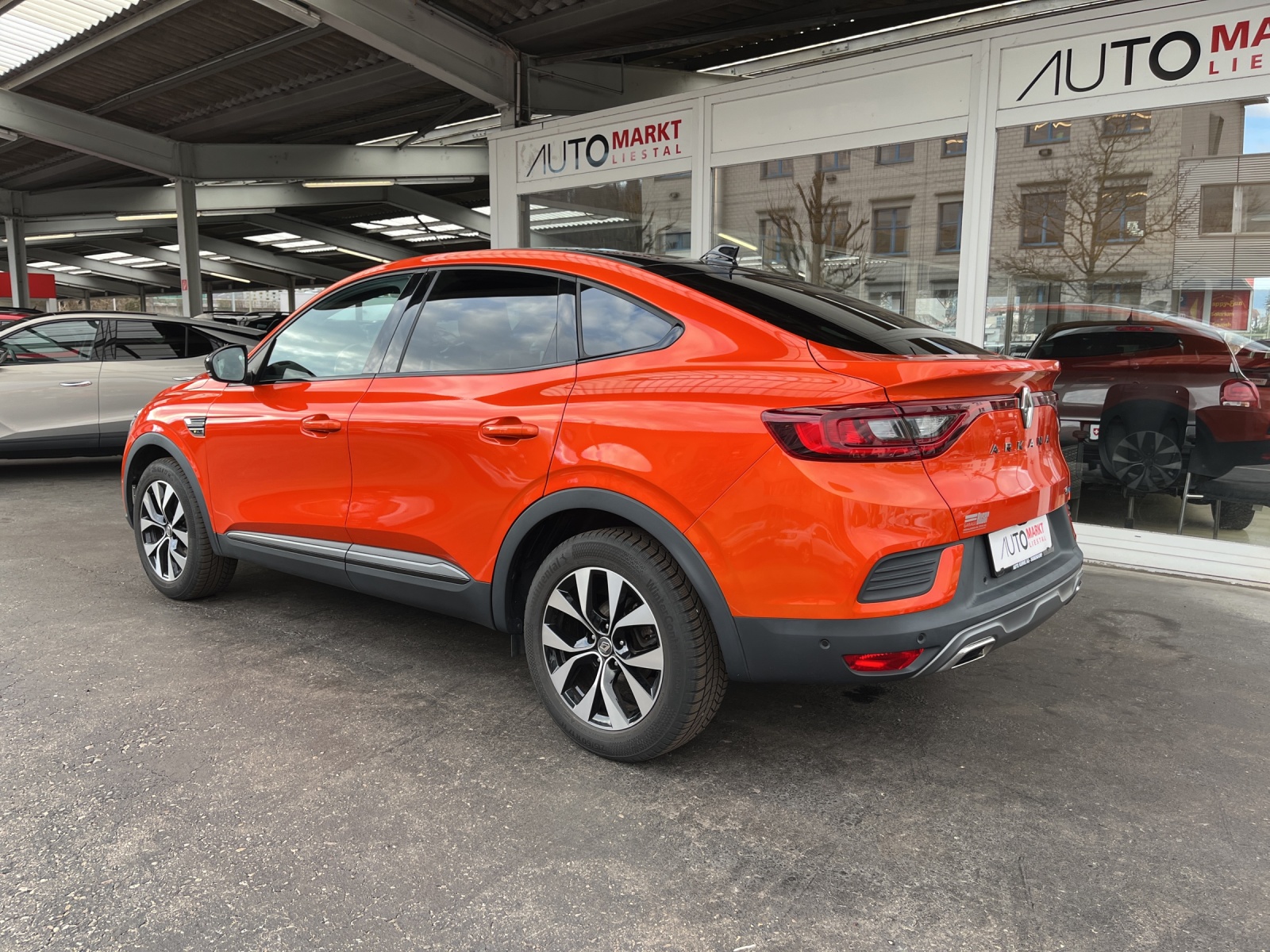 RENAULT Arkana 1.6 E-Tech R.S.Line-image-2