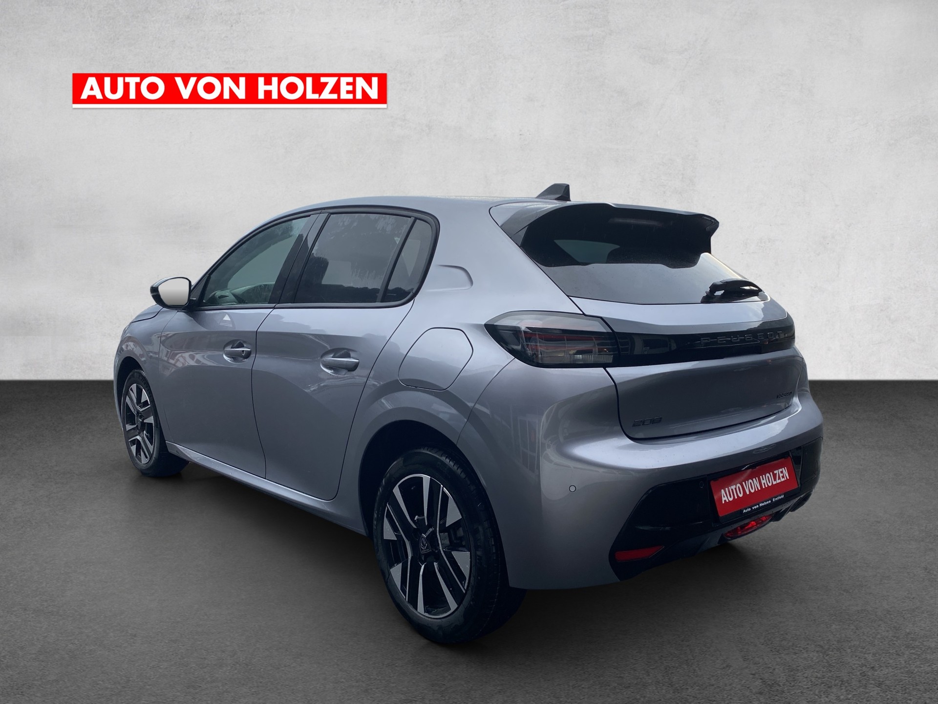 PEUGEOT 208 1.2 MHEV Allure-image-1