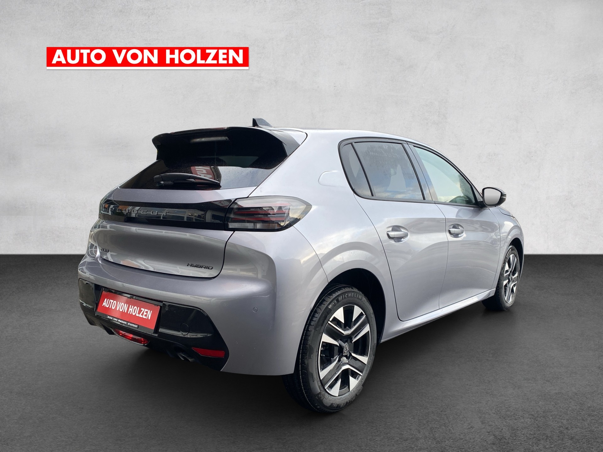 PEUGEOT 208 1.2 MHEV Allure-image-3