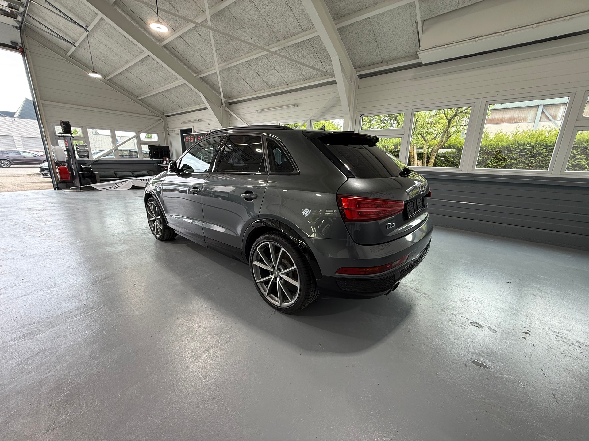 AUDI Q3 1.4 TFSI ultra sport CH🇨🇭-image-2