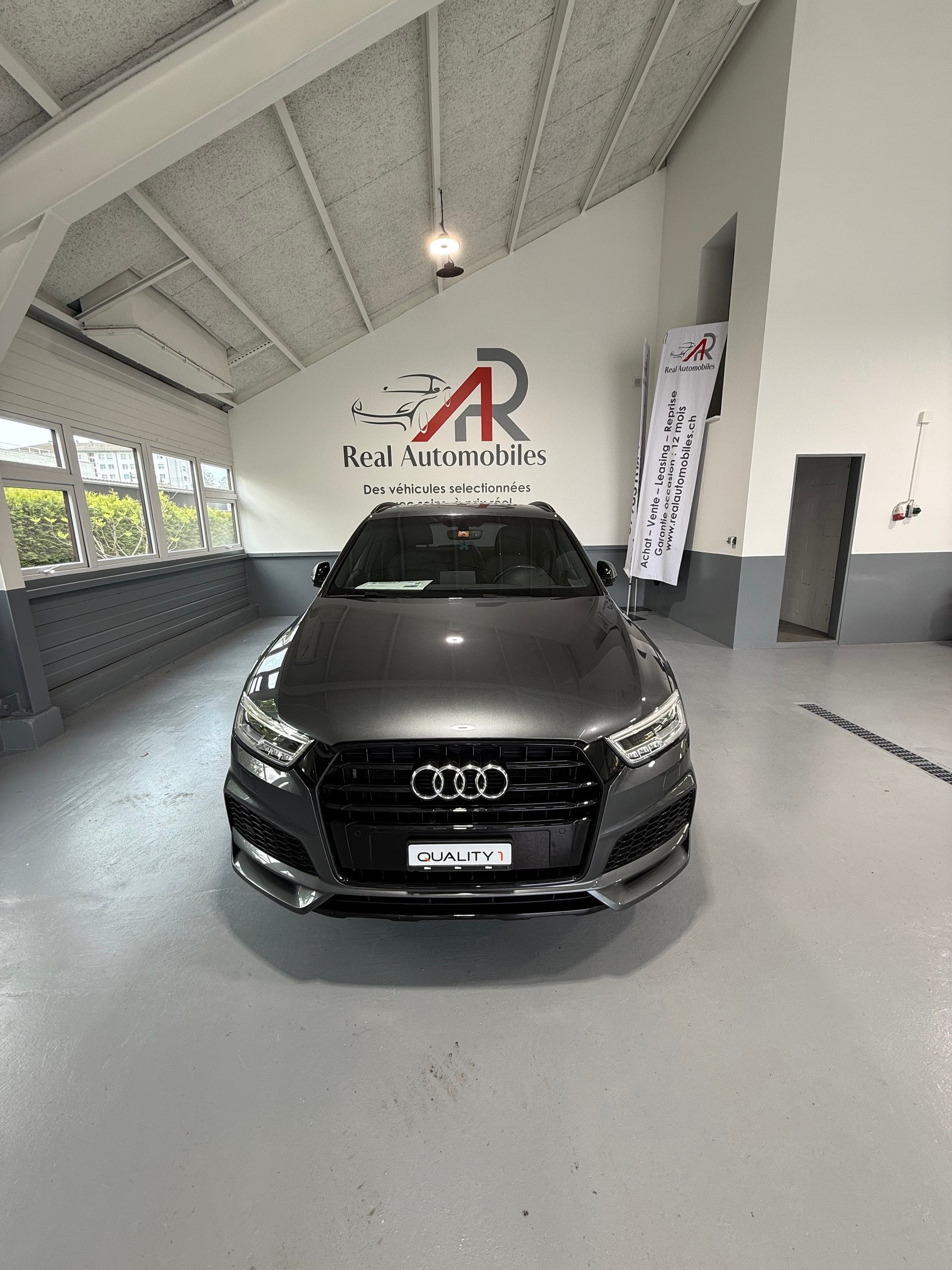 AUDI Q3 1.4 TFSI ultra sport CH🇨🇭-image-8