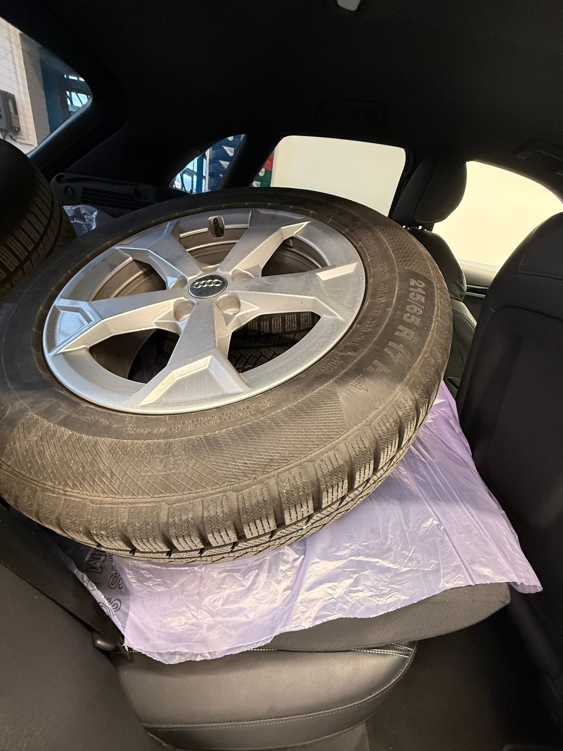 AUDI Q3 1.4 TFSI ultra sport CH🇨🇭-image-11