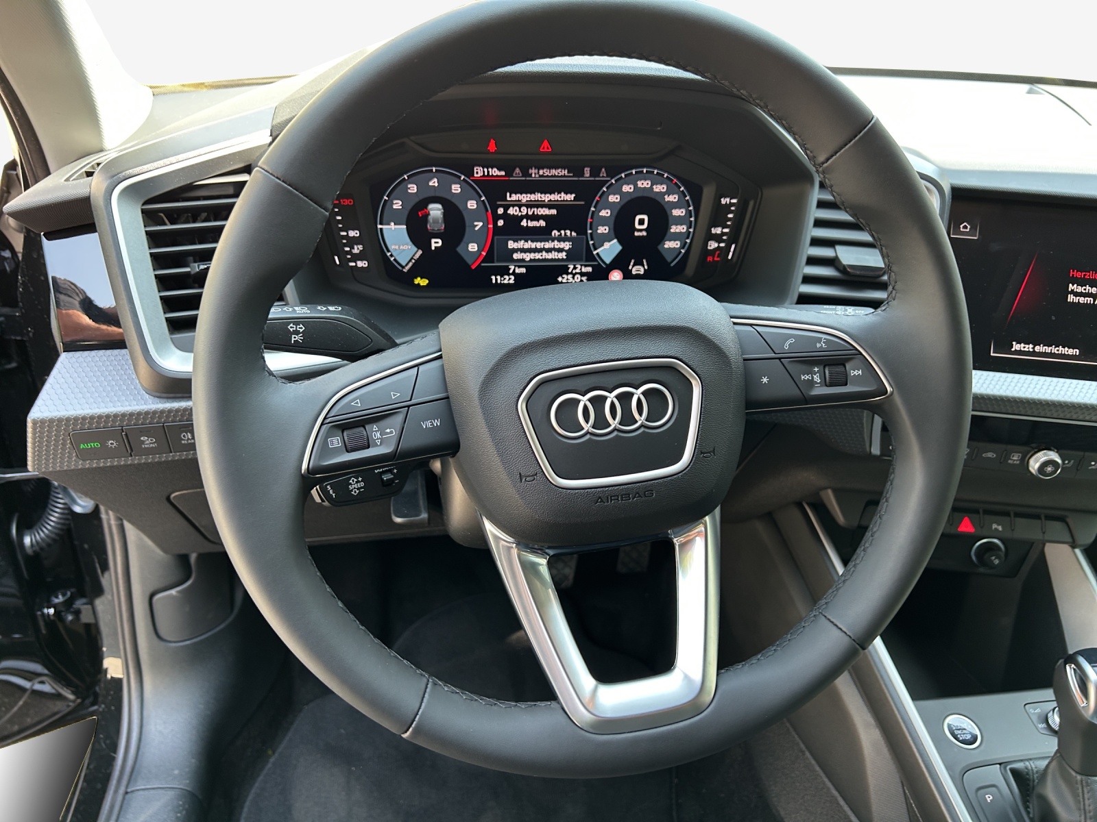 AUDI A1 Sportback 30 TFSI Attraction-image-9