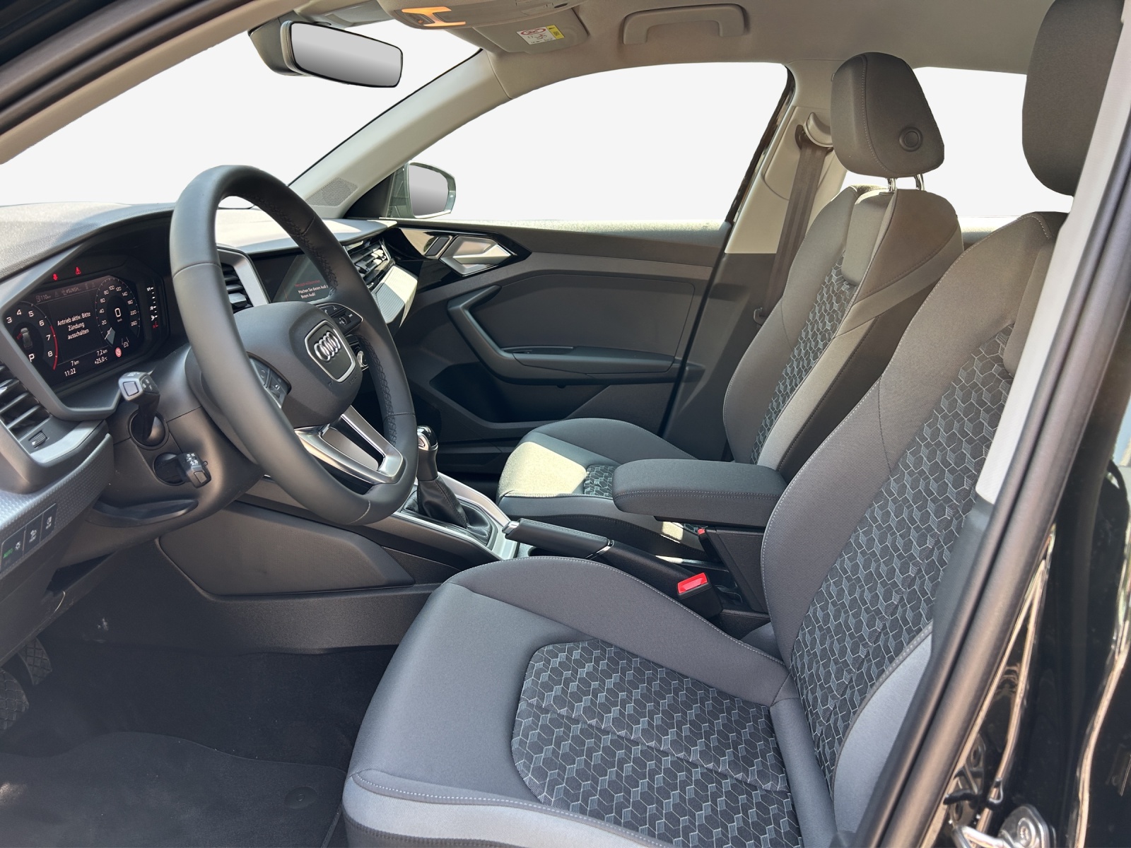 AUDI A1 Sportback 30 TFSI Attraction-image-7