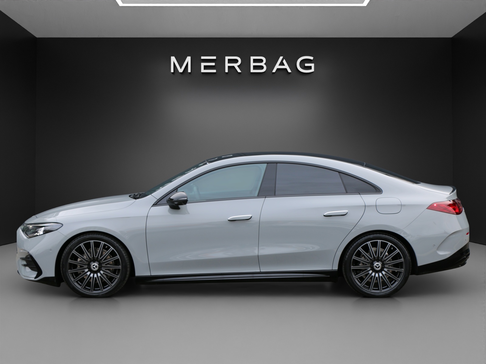 MERCEDES-BENZ CLA 220 8G-DCT 4Matic-image-1