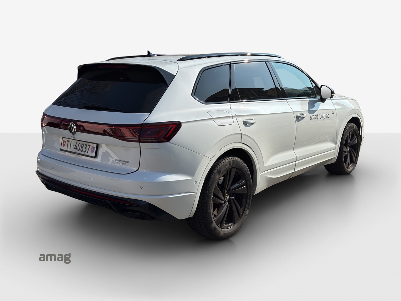 VW Touareg 3.0 TSI eHybrid United Tiptronic-image-4