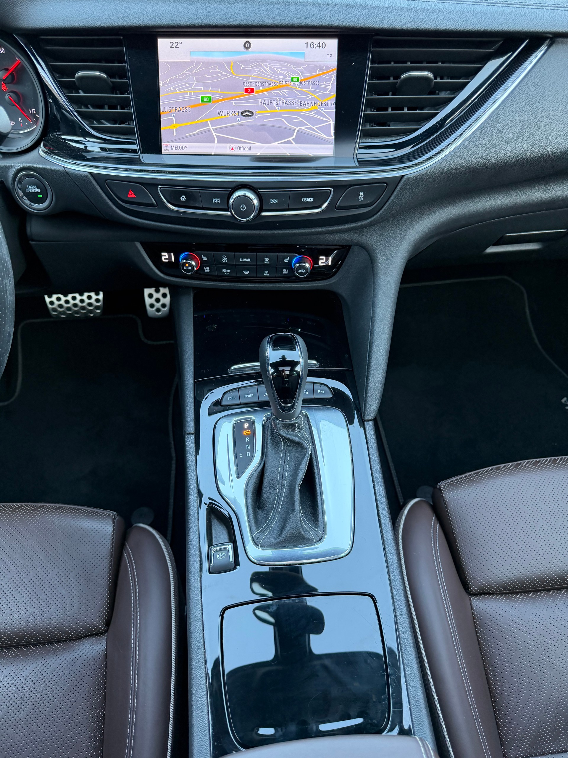 OPEL Insignia Sports Tourer OPC-Line 4x4-image-20