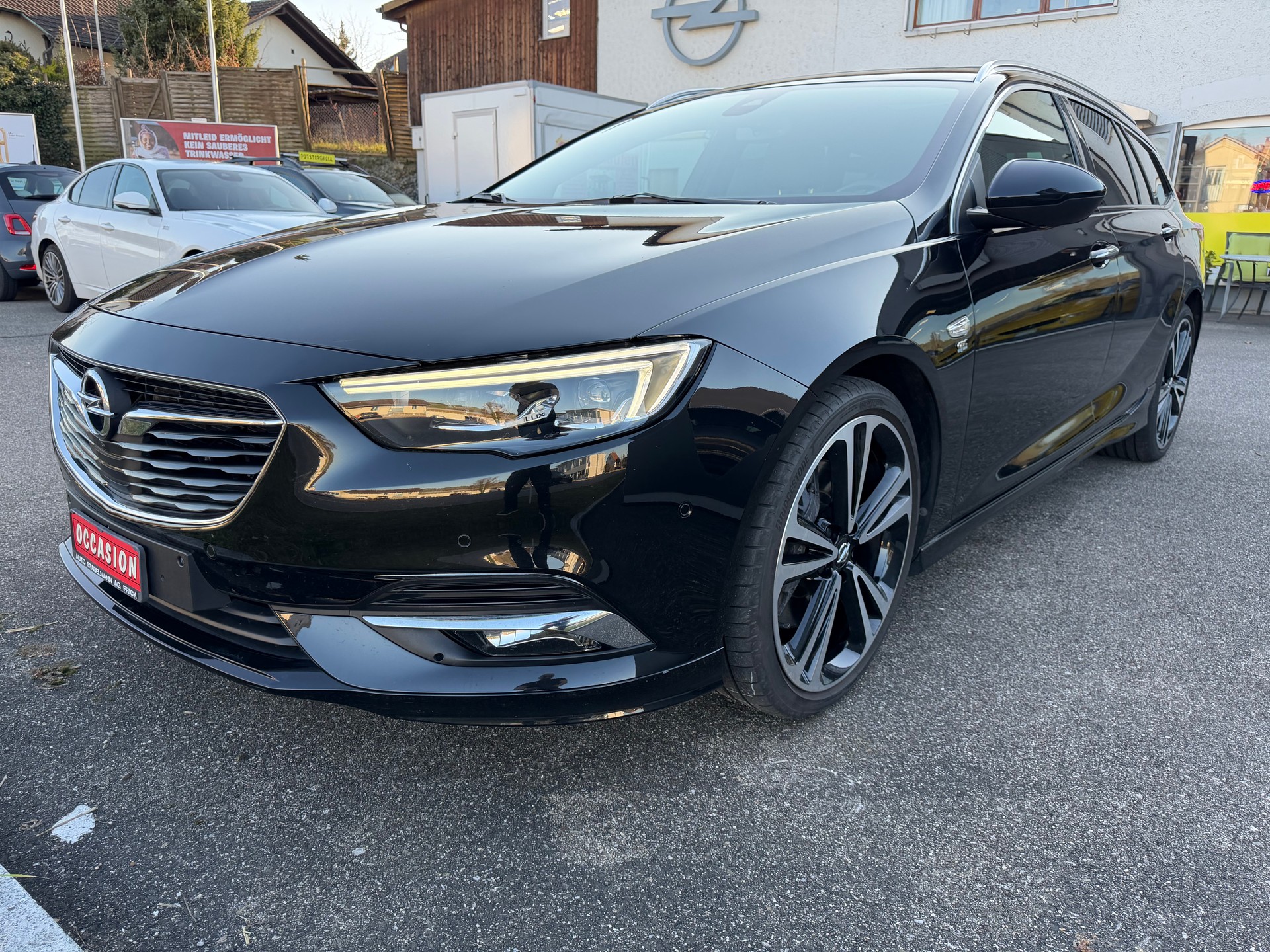 OPEL Insignia Sports Tourer OPC-Line 4x4-image-11