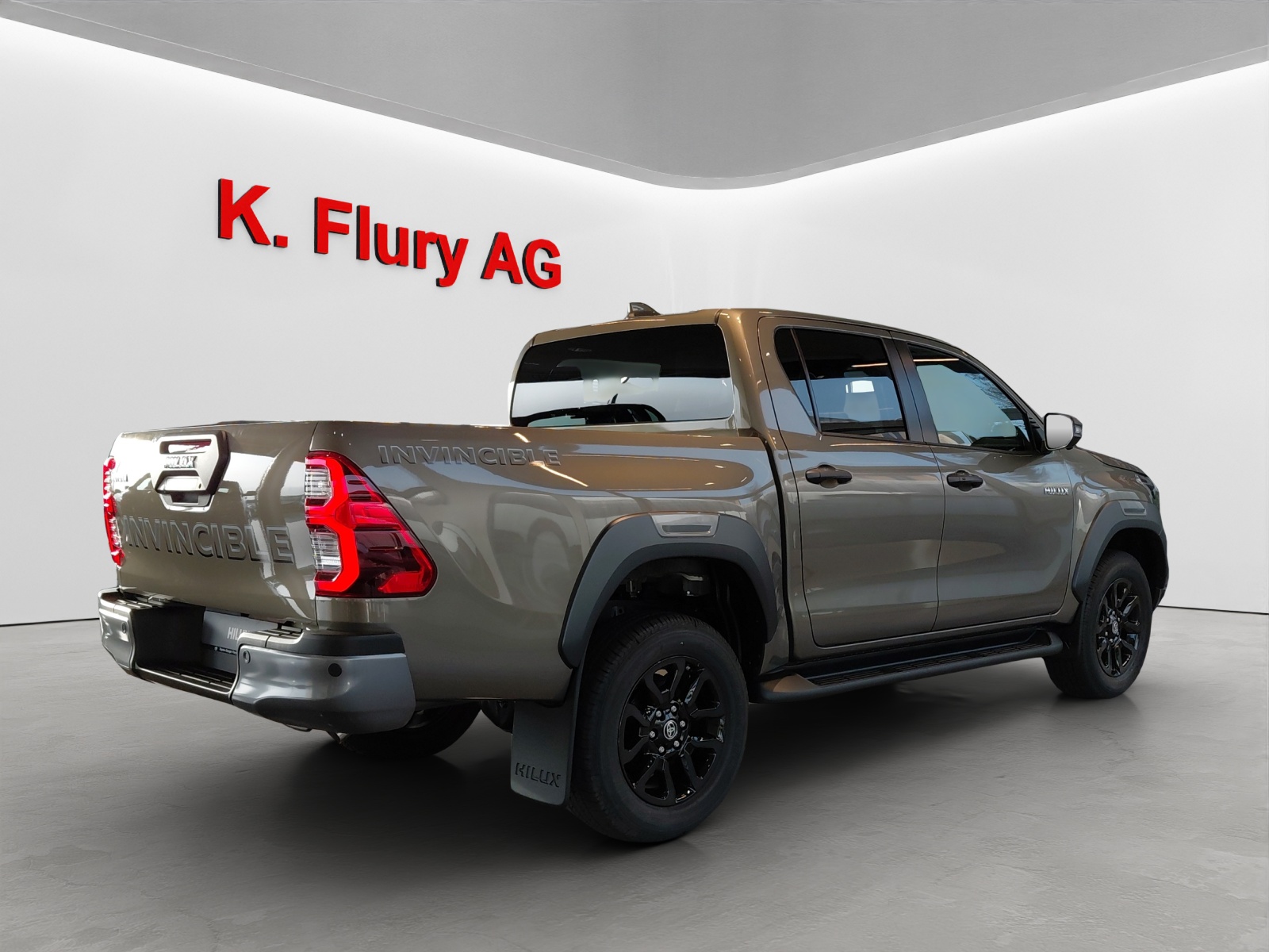 TOYOTA Hilux Double Cab.-Pick-up 2.8 D-4D MHEV 204 Invincible-image-4