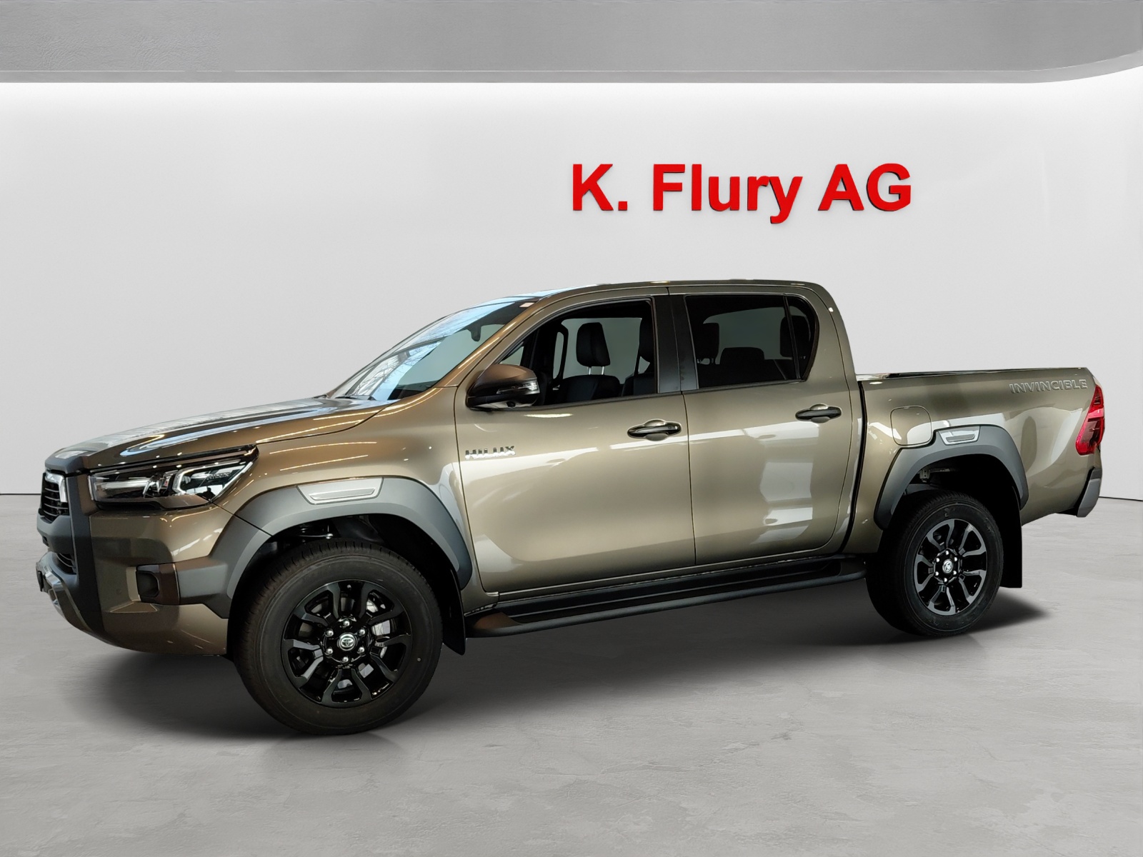 TOYOTA Hilux Double Cab.-Pick-up 2.8 D-4D MHEV 204 Invincible-image-1