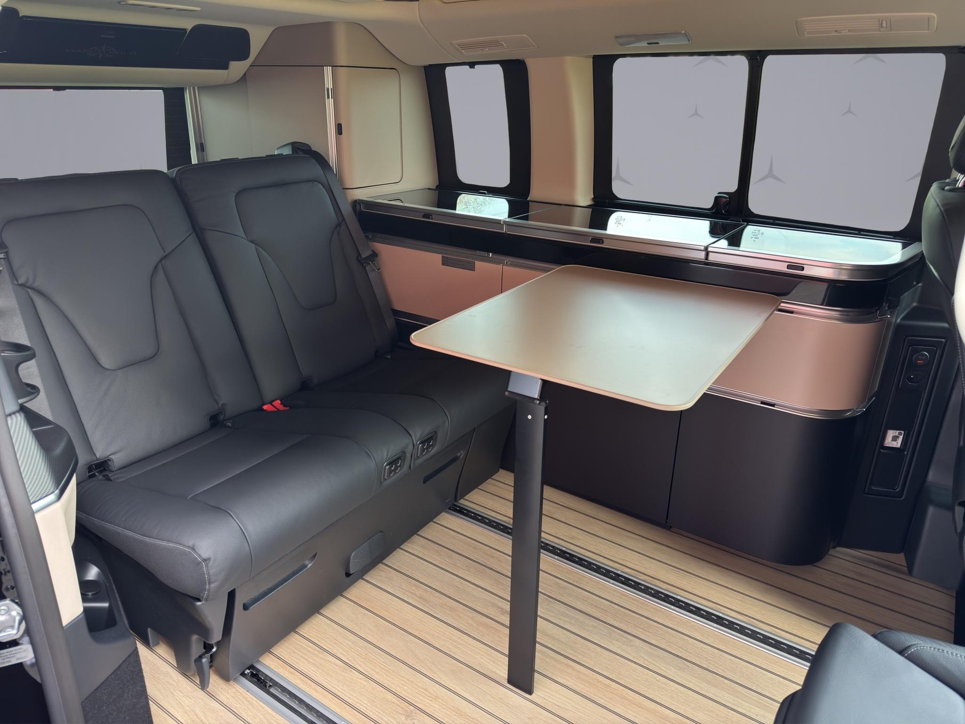 MERCEDES-BENZ Marco Polo 300 d-image-15