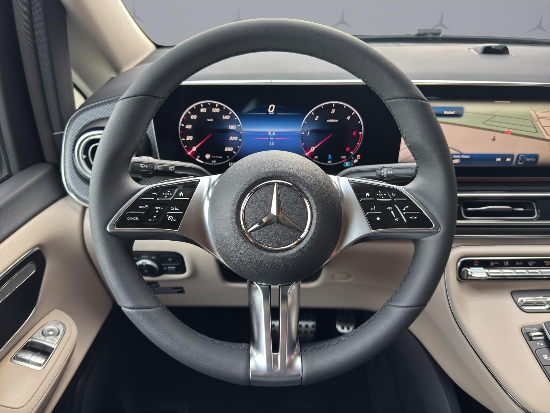 MERCEDES-BENZ Marco Polo 300 d-image-13