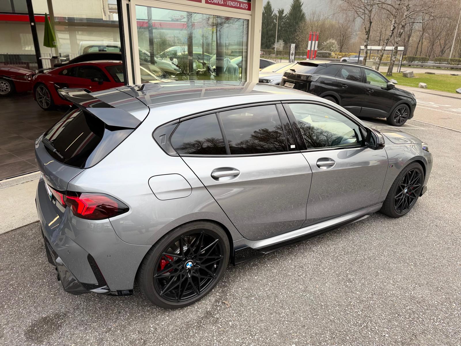 BMW M135 xDrive M Sport Pro *50 Years Edition*-image-9