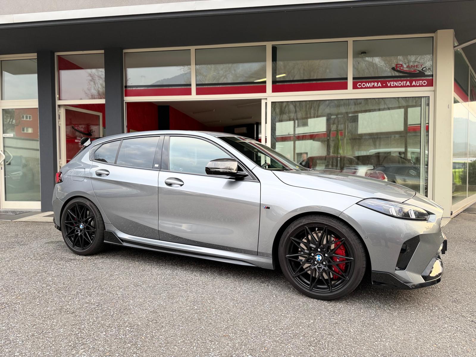 BMW M135 xDrive M Sport Pro *50 Years Edition*-image-6