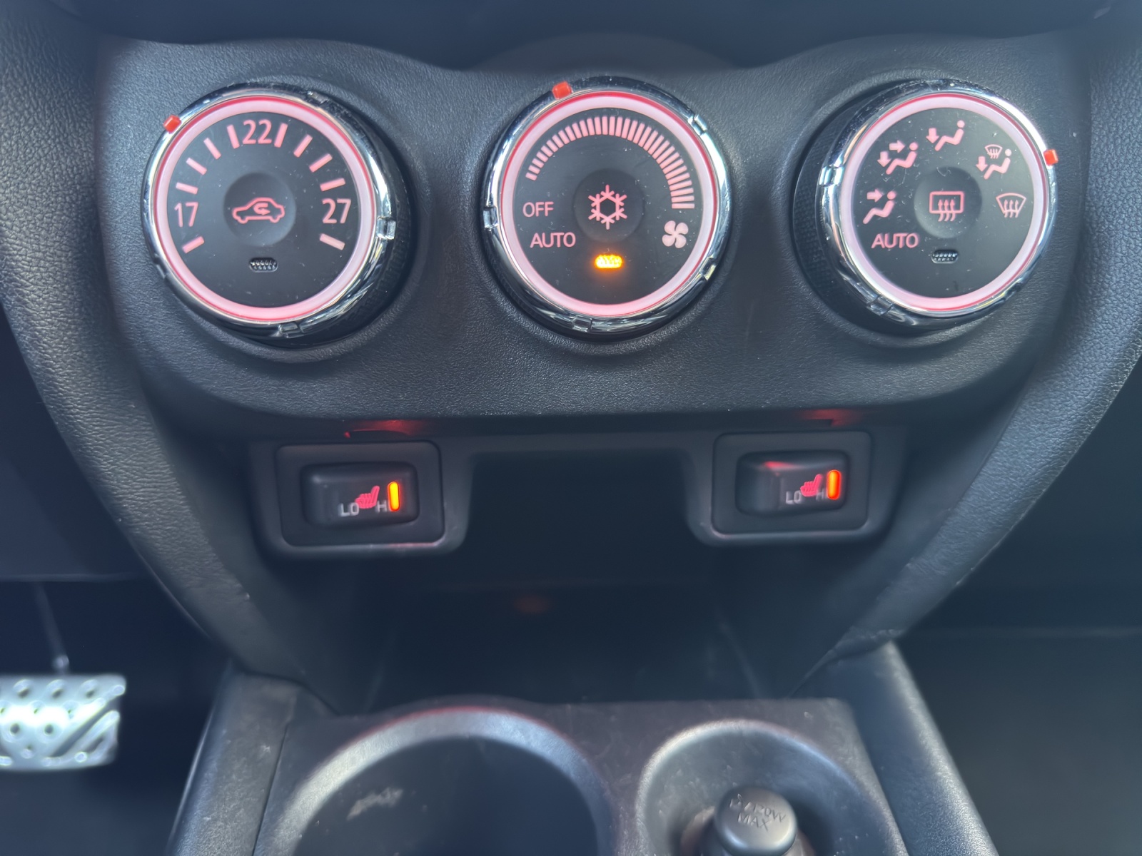 MITSUBISHI ASX 2.2 DID Style Anniversary 4WD Automatic-image-10