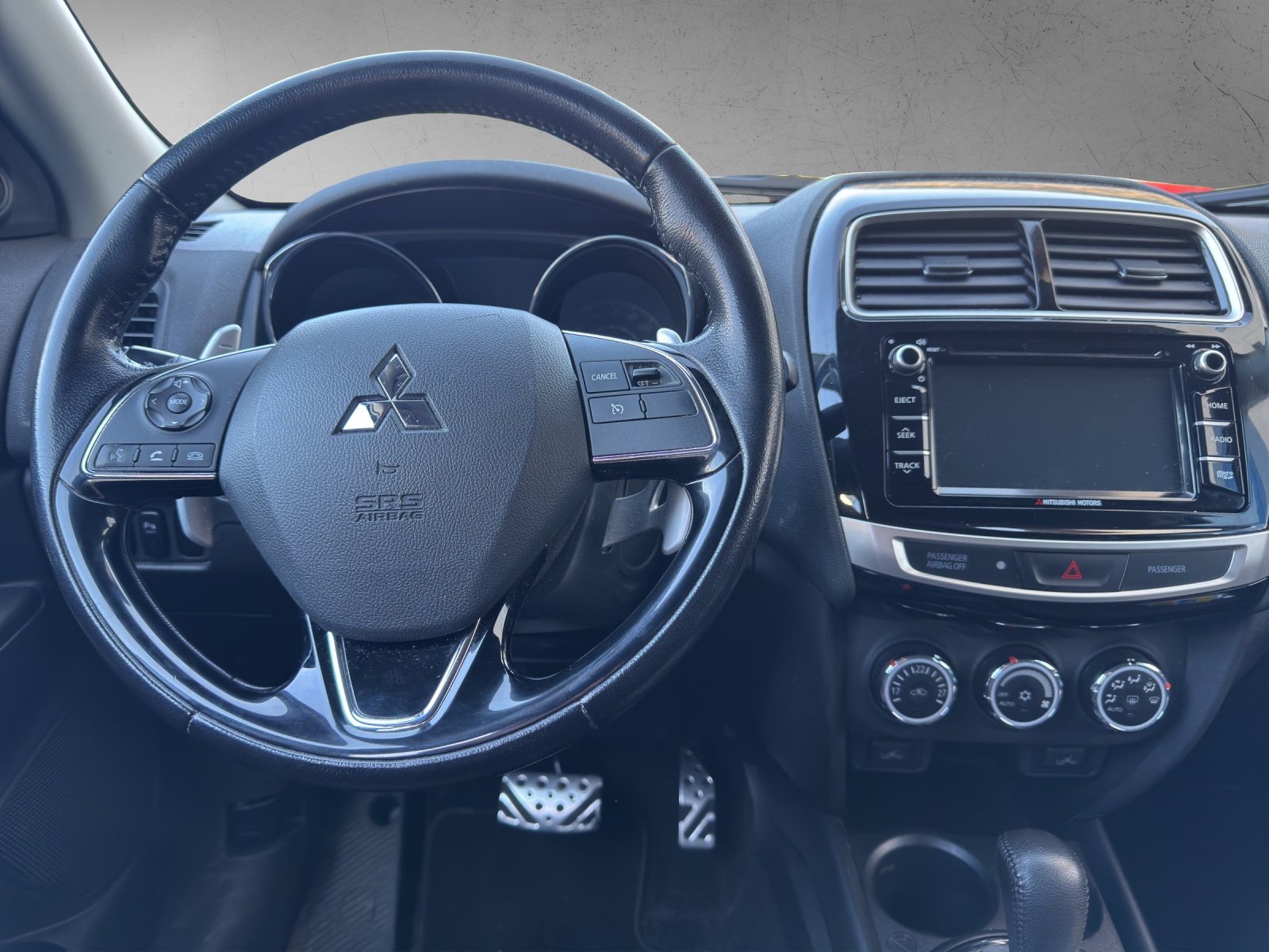 MITSUBISHI ASX 2.2 DID Style Anniversary 4WD Automatic-image-8