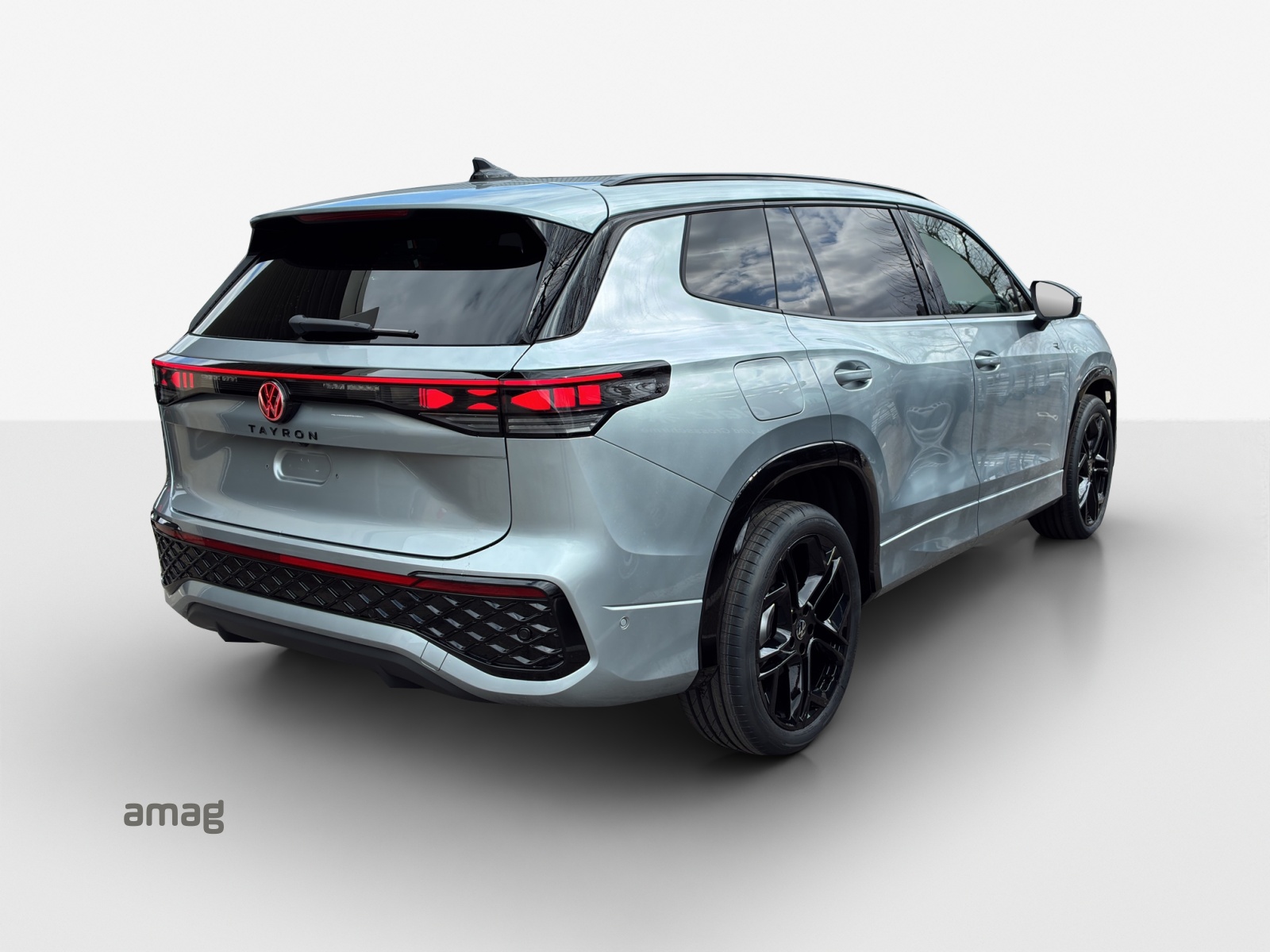 VW Tayron 2.0 TSI R-Line DSG 4Motion-image-4
