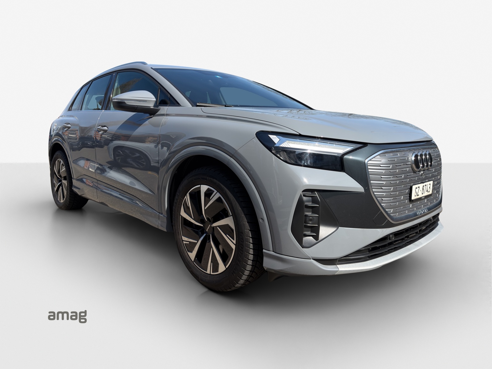 AUDI Q4 e-tron 50 quattro-image-5