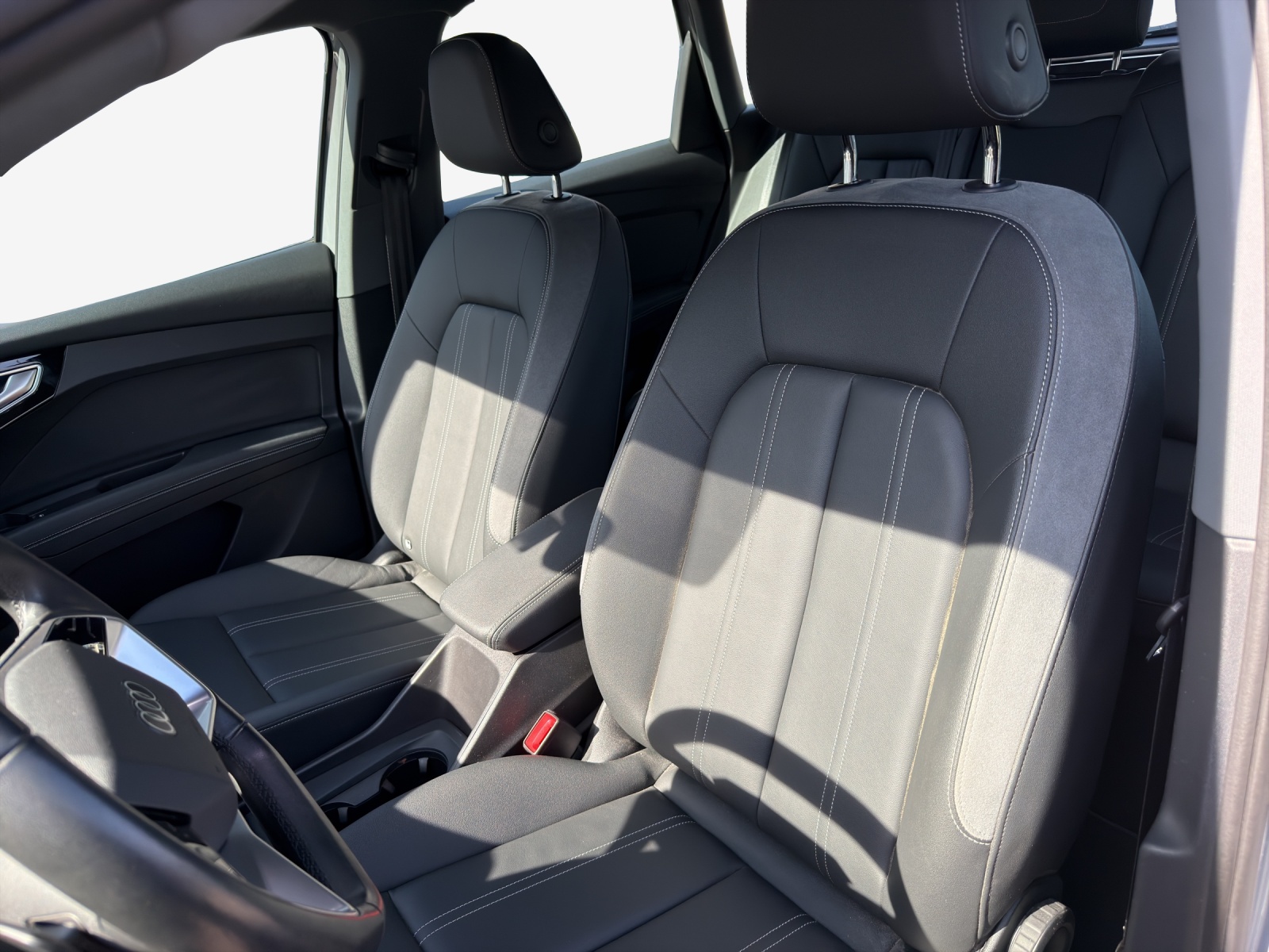 AUDI Q4 e-tron 50 quattro-image-15
