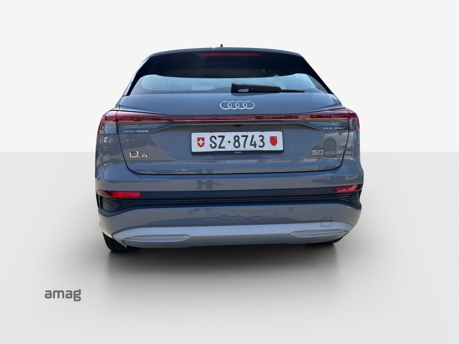 AUDI Q4 e-tron 50 quattro-image-3