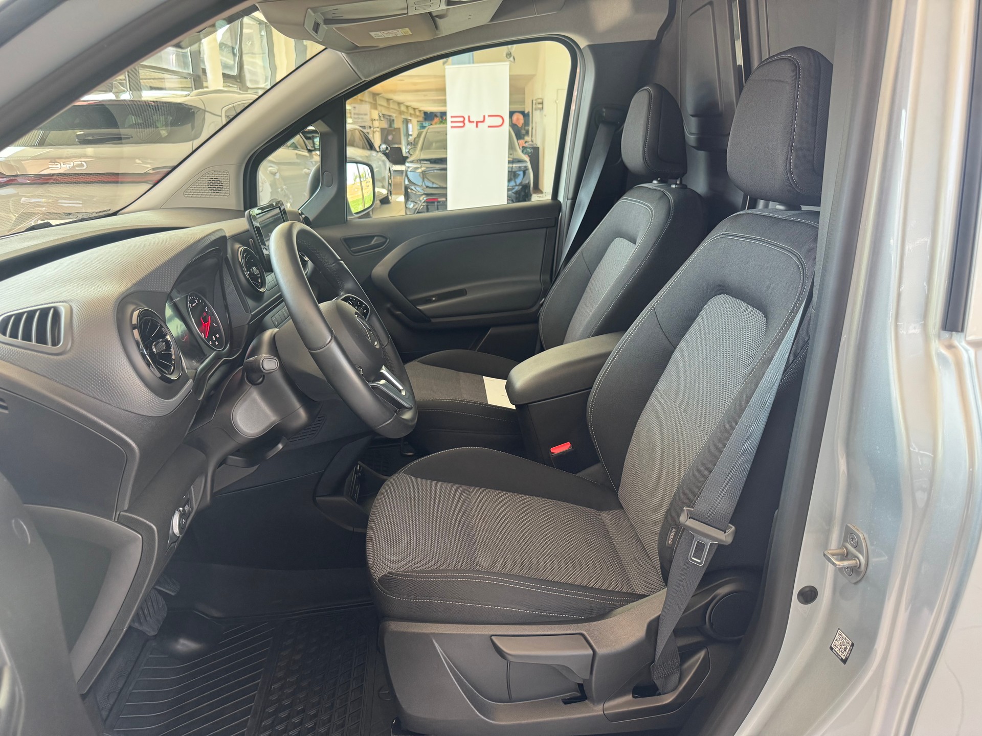 MERCEDES-BENZ Citan 112 CDI Pro-image-11