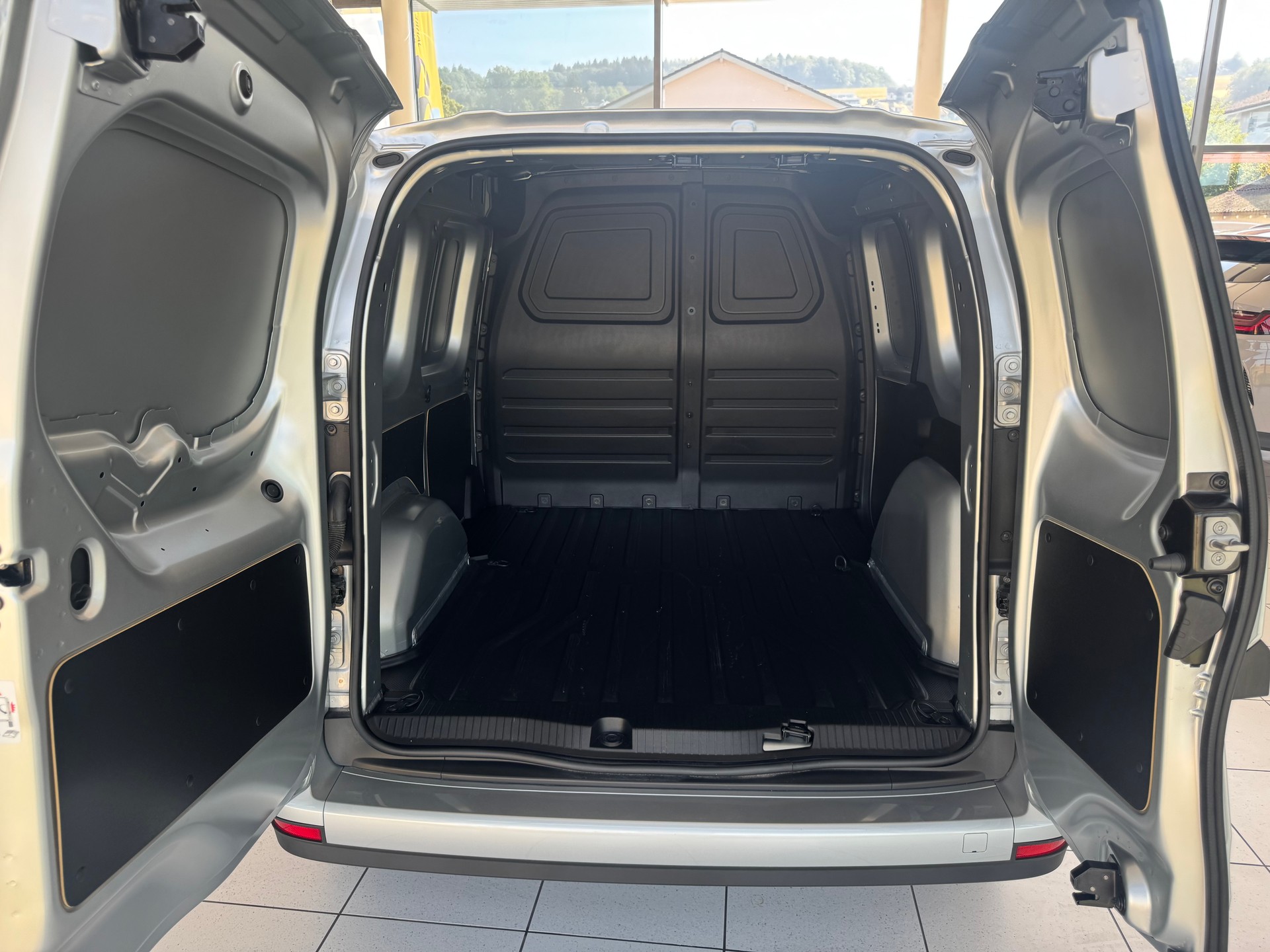 MERCEDES-BENZ Citan 112 CDI Pro-image-23