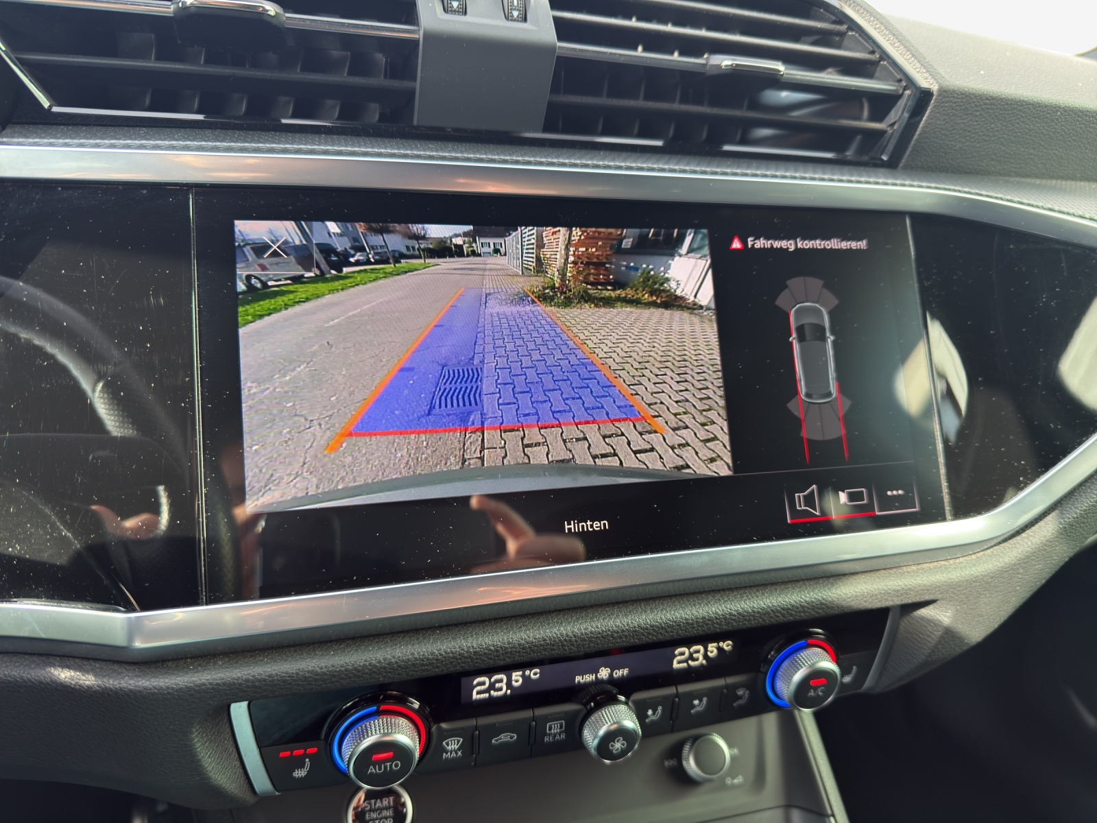 AUDI Q3 35 TFSI advanced Attraction S-tronic-image-14