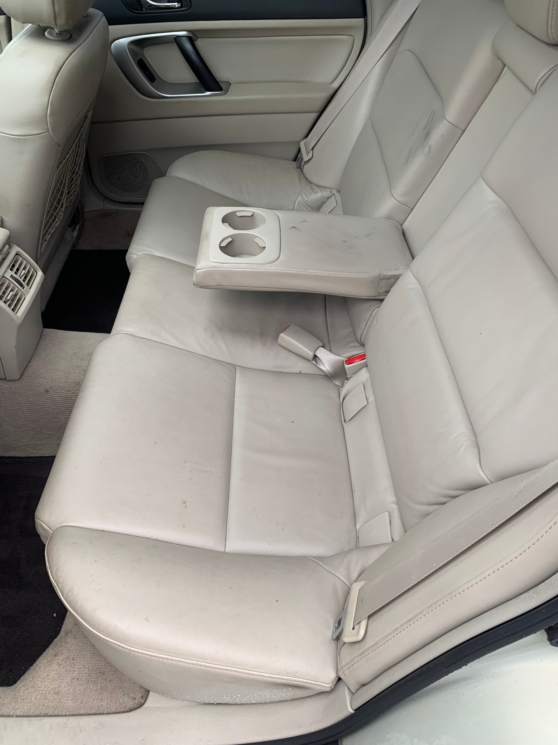 SUBARU Outback 3.0R AWD Exec. Automatic-image-6