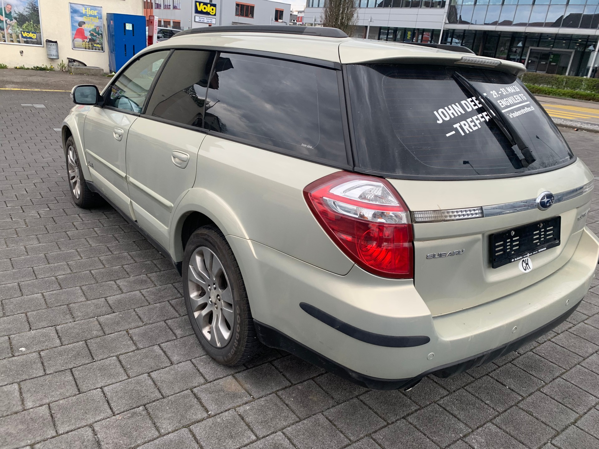 SUBARU Outback 3.0R AWD Exec. Automatic-image-2