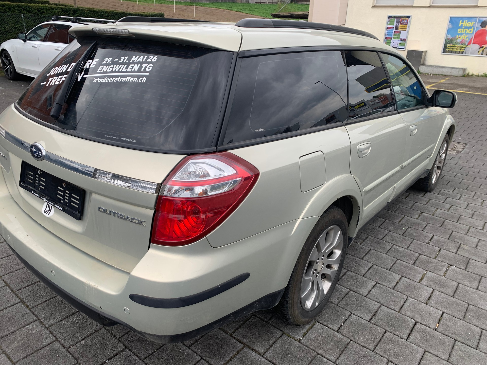SUBARU Outback 3.0R AWD Exec. Automatic-image-3