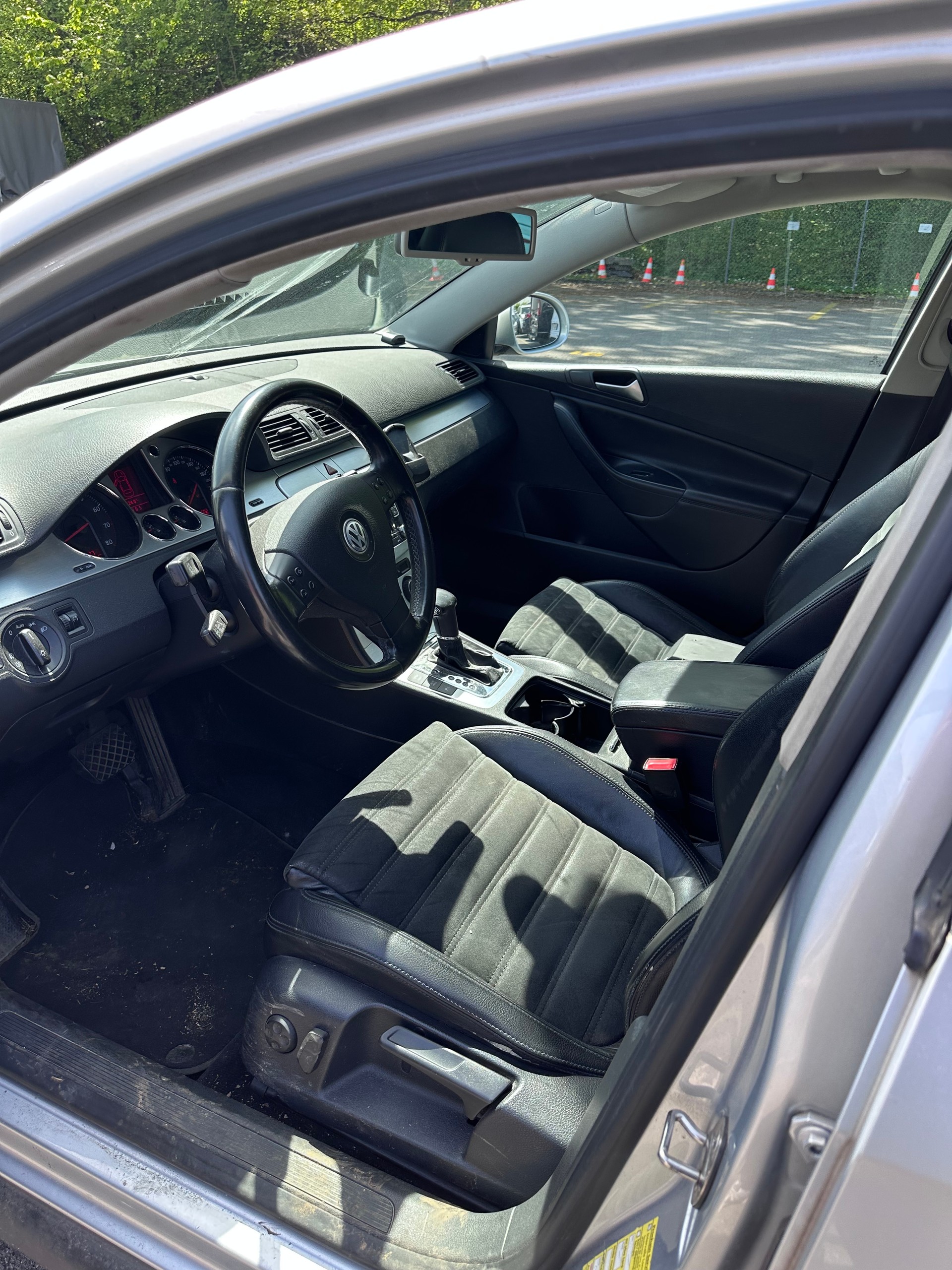 VW Passat Variant 1.8 TSI Sportline Tiptronic-image-10