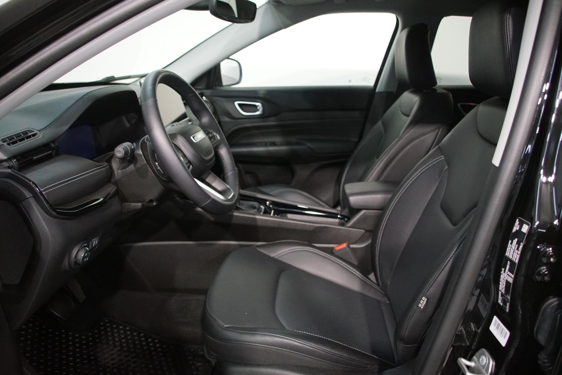JEEP Compass 4x2 1.5 T MHEV Summit **SWISS**-image-11