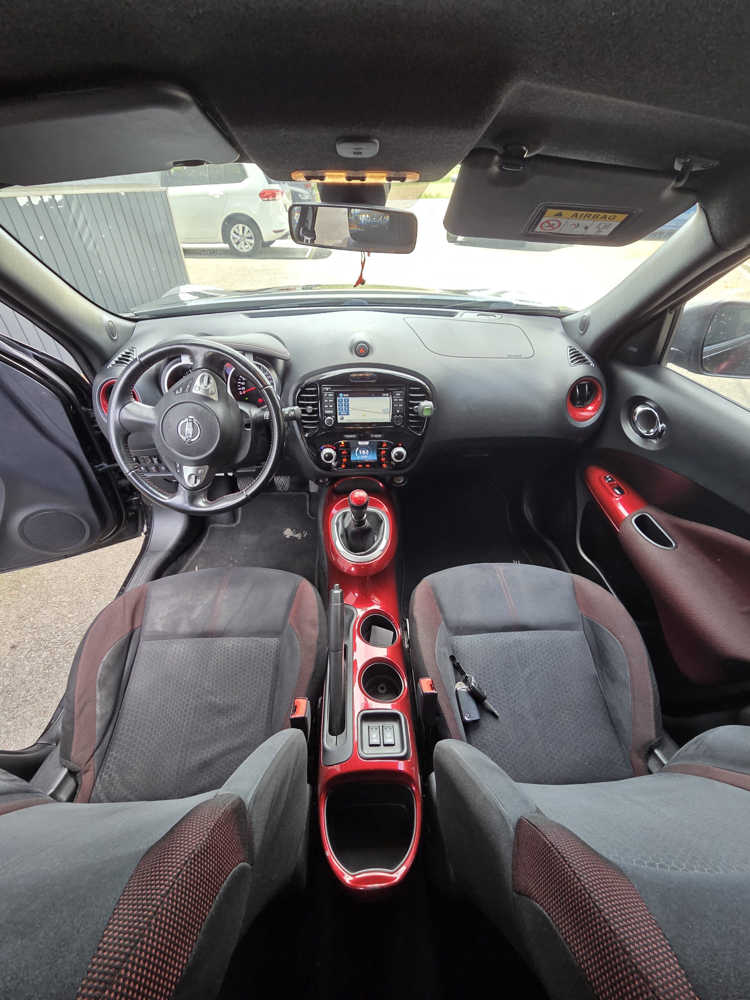 NISSAN Juke 1.2 DIG-T tekna-image-4