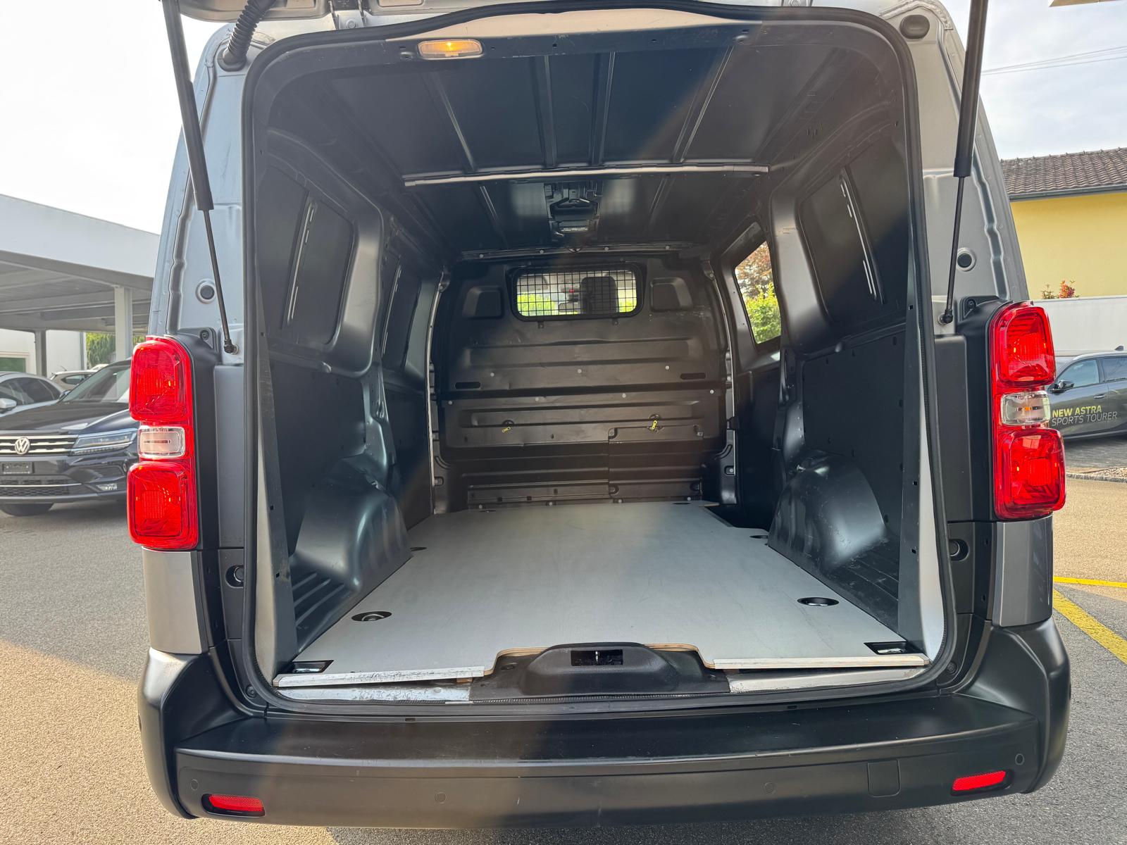 OPEL Vivaro Cargo 2.0 CDTI Enjoy s/s L EN-image-9