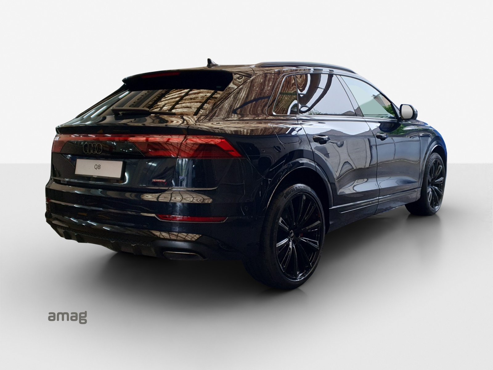 AUDI Q8 SUV TFSI e quattro 290 kW Attraction tiptronic-image-4
