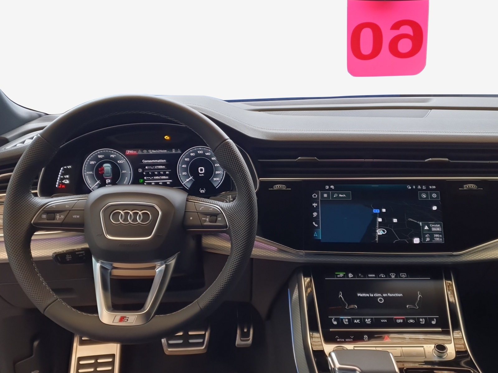 AUDI Q8 SUV TFSI e quattro 290 kW Attraction tiptronic-image-8