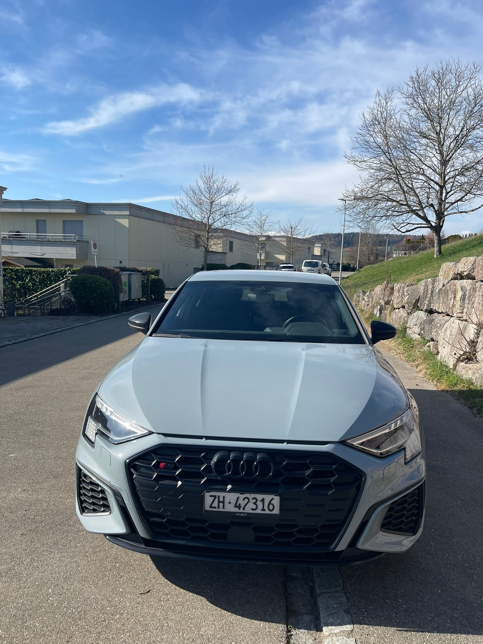 AUDI S3 Sportback 2.0 TFSI quattro S-tronic-image-1